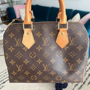 Louis Vuitton Monogram Speedy 25 - Honey Patina - Great Condition!